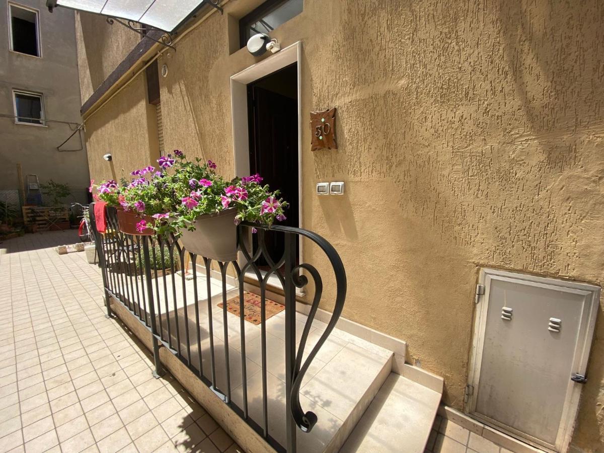 Bed and Breakfast Casa Riri San Benedetto del Tronto Exterior foto